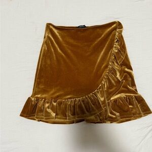 Velvet Ruffle Skirt in Gold